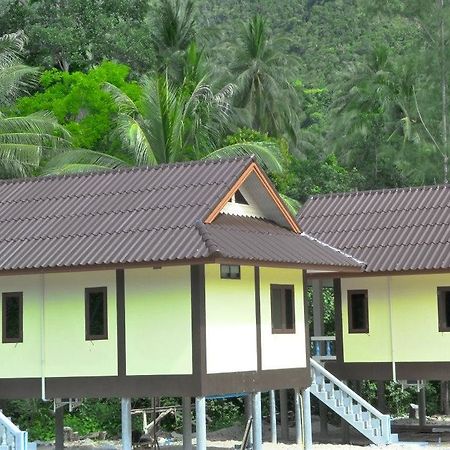 Hin Bhai Resort Chaloklum Bagian luar foto