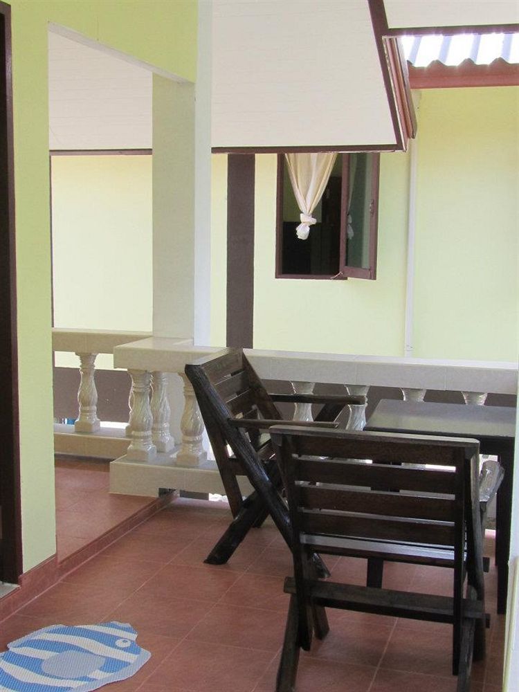 Hin Bhai Resort Chaloklum Bagian luar foto