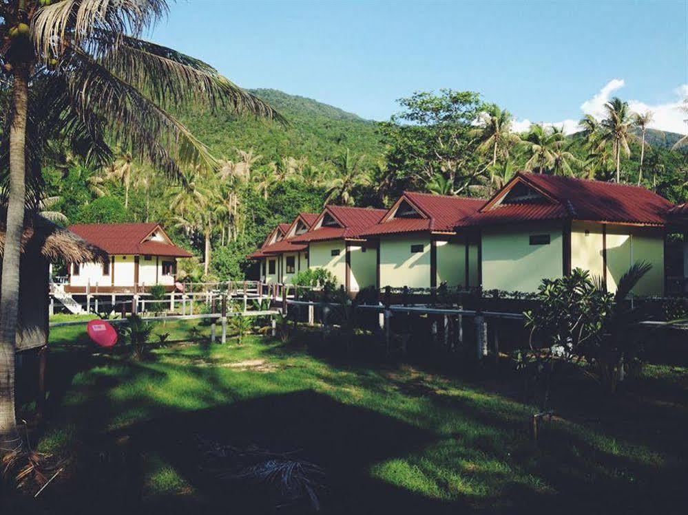 Hin Bhai Resort Chaloklum Bagian luar foto
