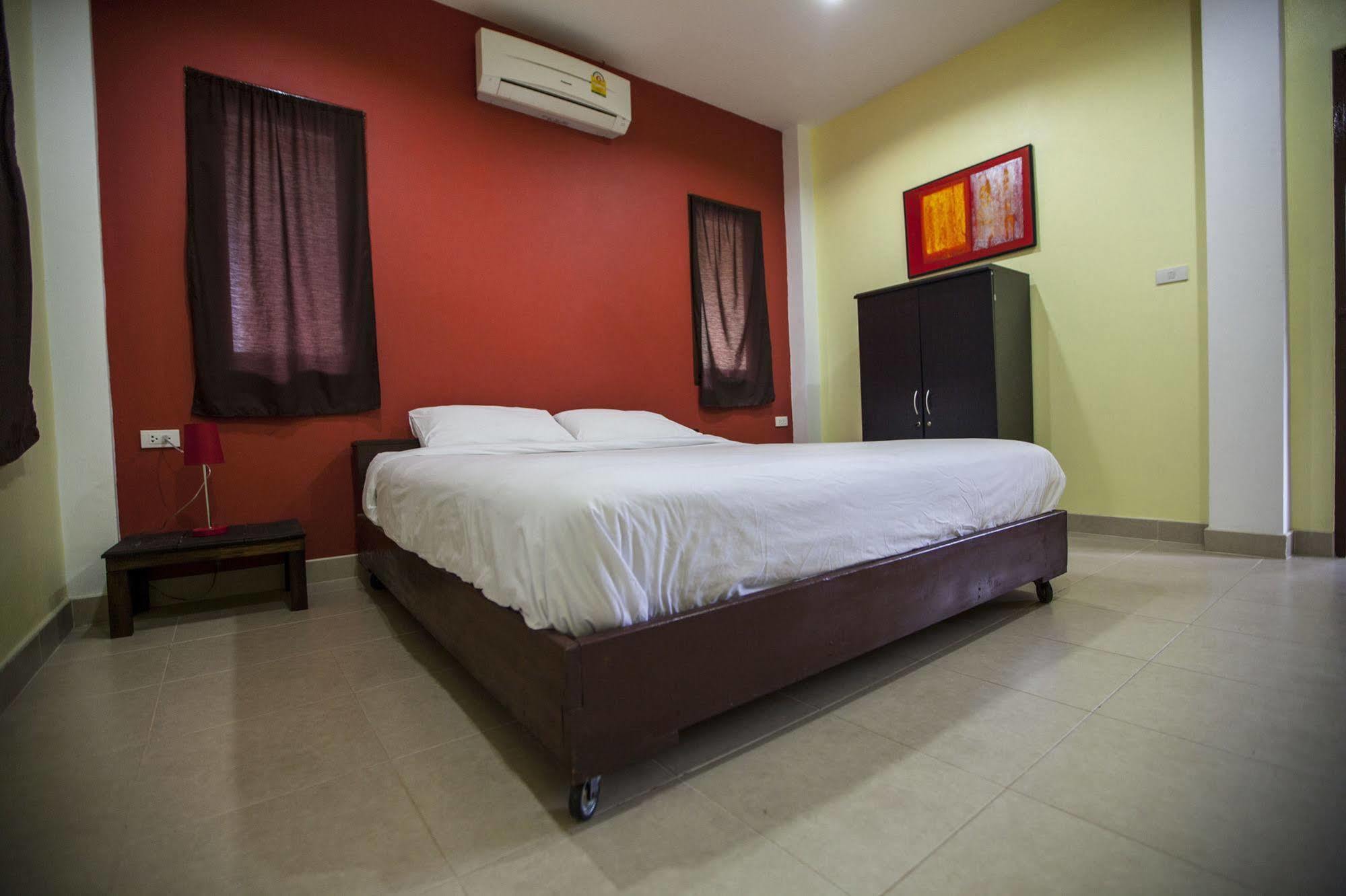 Hin Bhai Resort Chaloklum Bagian luar foto