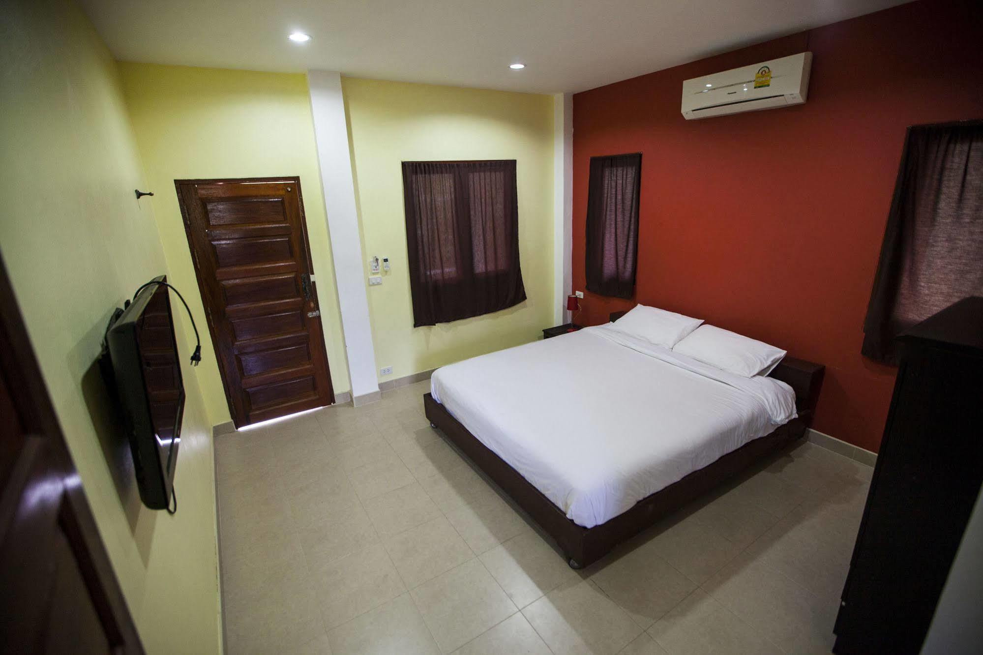 Hin Bhai Resort Chaloklum Bagian luar foto
