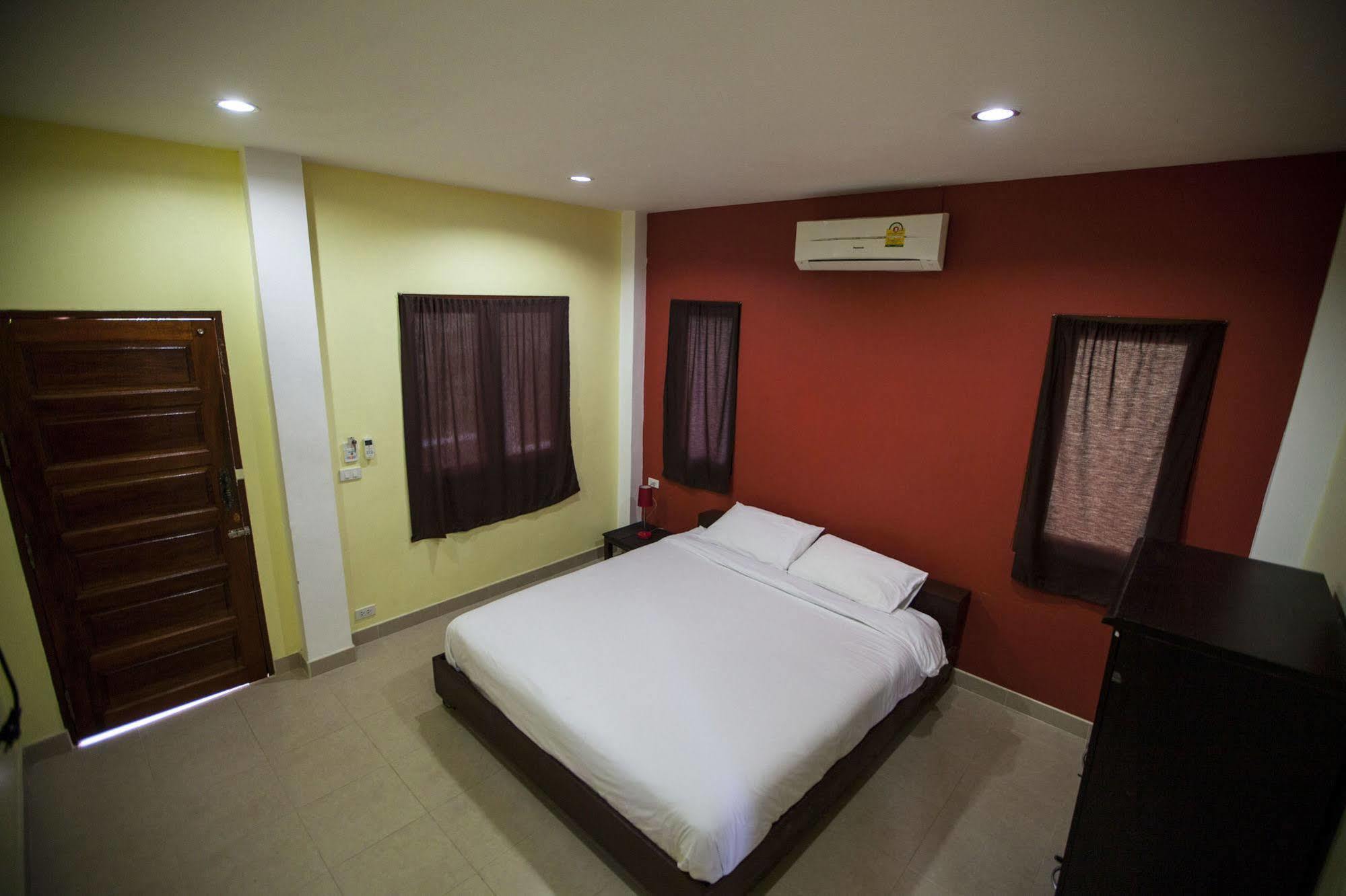 Hin Bhai Resort Chaloklum Bagian luar foto