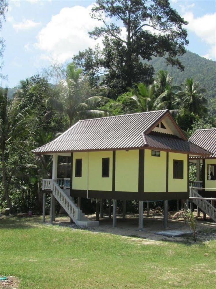Hin Bhai Resort Chaloklum Bagian luar foto