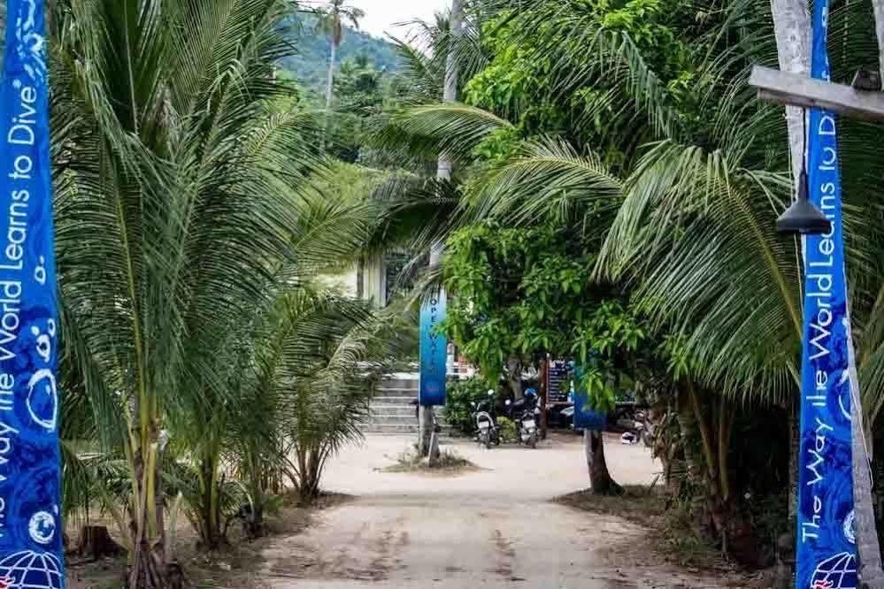 Hin Bhai Resort Chaloklum Bagian luar foto